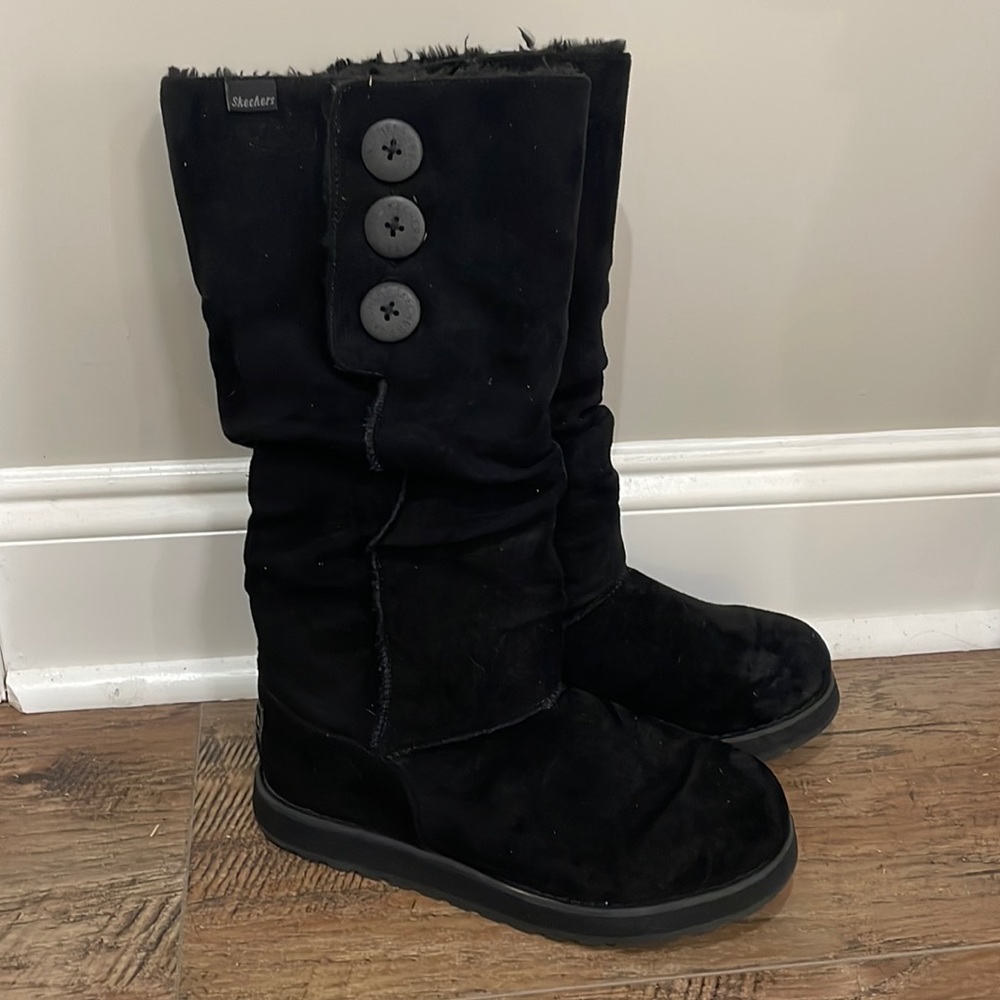 Skechers Australia winter boots size 6